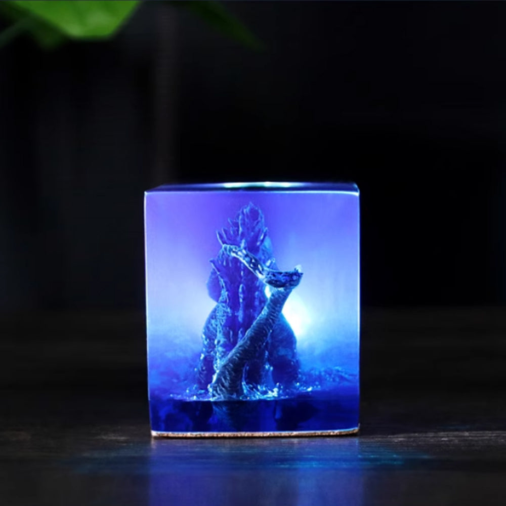 Kochwert Godzilla Resin Night Light – Creative City Battle Lamp for Home Decor and Gifts