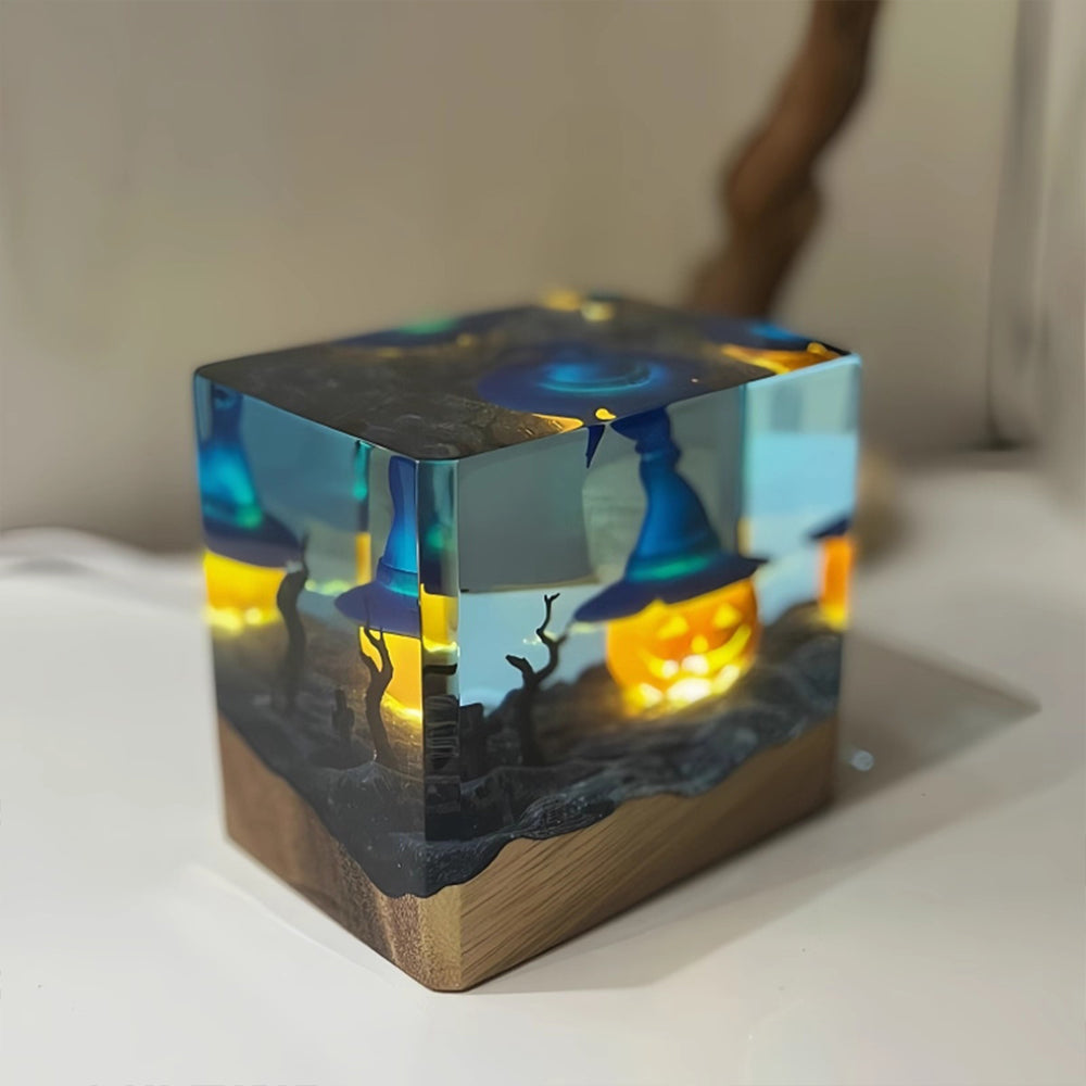 Kochwert Halloween Resin Night Light – Handmade Pumpkin Lamp for Home Decor and Gifts