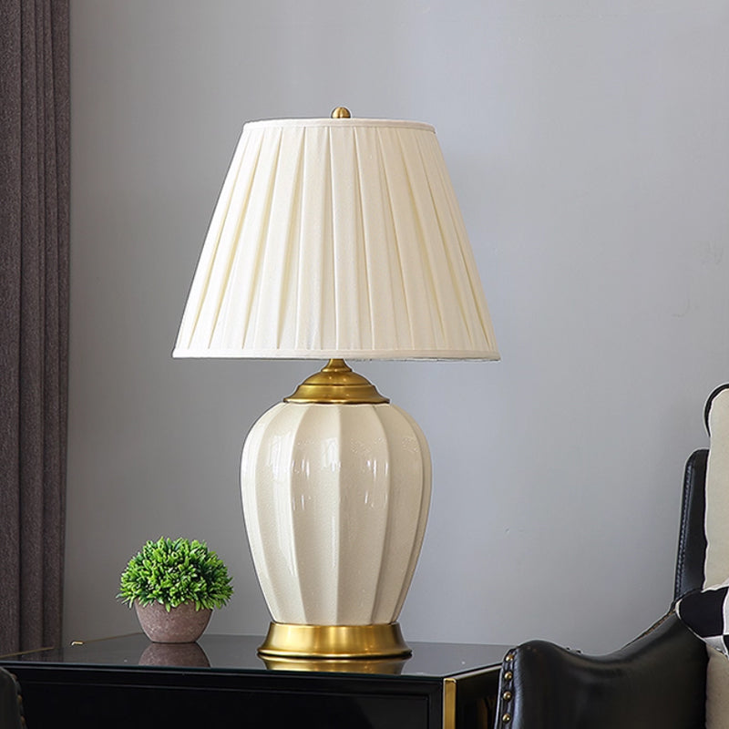 Kochwert Ceramic & Brass Table Lamp – Modern Minimalist Home, Bedroom & Living Room