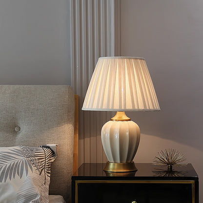 Kochwert Ceramic & Brass Table Lamp – Modern Minimalist Home, Bedroom & Living Room