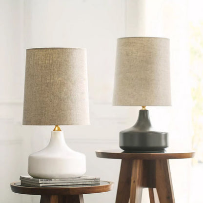 Kochwert Creative Ceramic Bedside Table Lamp – Modern Linen Shade for Warm Bedroom Lighting