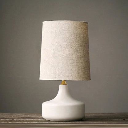 Kochwert Creative Ceramic Bedside Table Lamp – Modern Linen Shade for Warm Bedroom Lighting