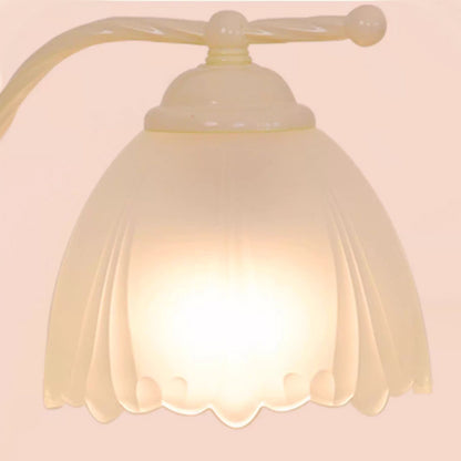 Kochwert Fairy Style Bedside Table Lamp – Romantic Floral Light for Cozy Bedroom Lighting