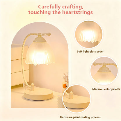 Kochwert Fairy Style Bedside Table Lamp – Romantic Floral Light for Cozy Bedroom Lighting