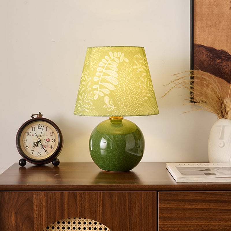 Kochwert Green Ceramic Table Lamp – Crackle Glaze Bedside Lamp for Home Lighting Decor