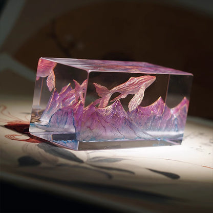 Kochwert Handmade Pink Whale Resin Figurine – Cute Desk, Living Room Decor & Gift Ornament