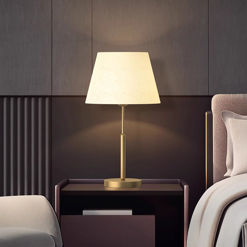 Kochwert Modern Brass Bedside Table Lamp – Fabric Shade for Bedroom & Home Lighting
