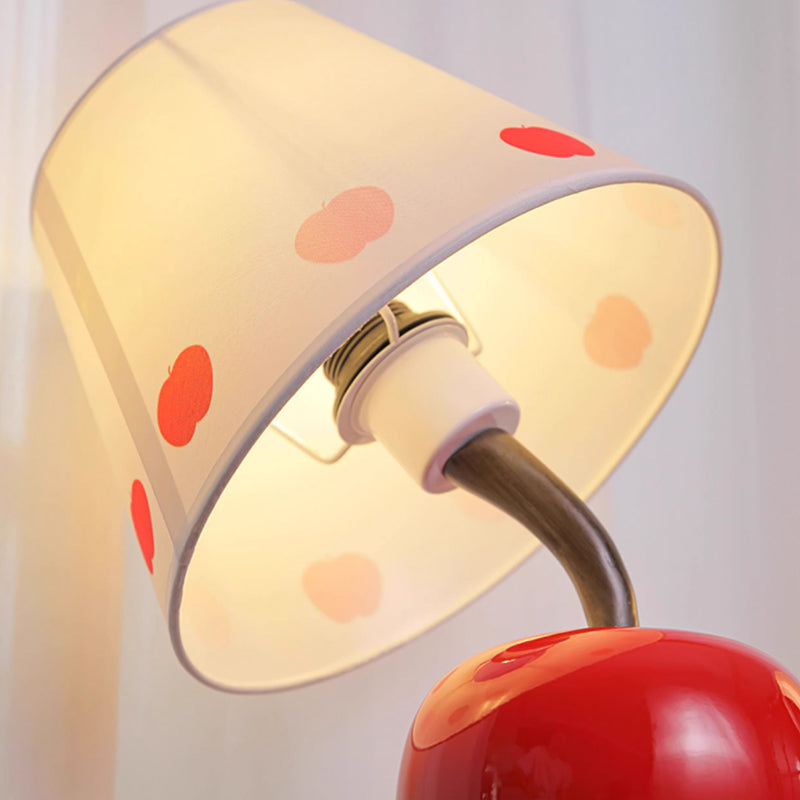 Kochwert Peace Blessing Apple Lamp – Creative Red Resin Table Lamp for Home and Gift Use