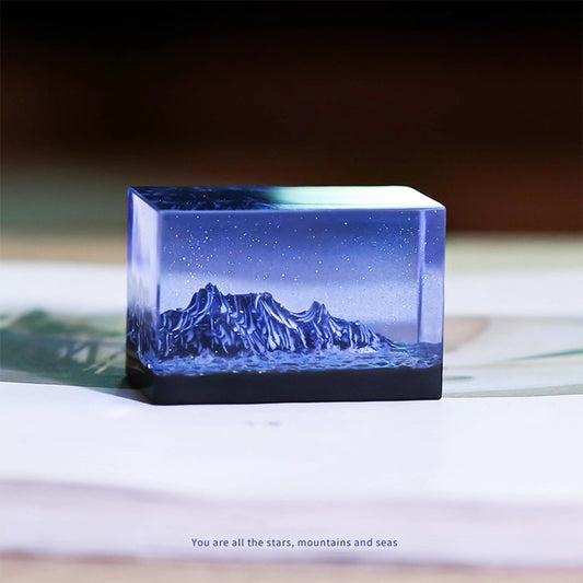 Kochwert Resin Mountain Ocean Sculpture – Handmade Desk & Car Decor, Unique Gift Idea