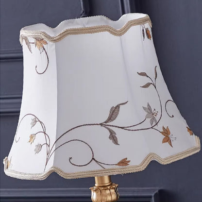 Kochwert Vintage Resin Table Lamp – Classic Fabric Shade Bedside Lamp for Bedroom Lighting
